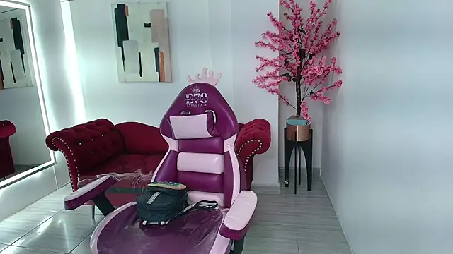 Emily_andrews webcam