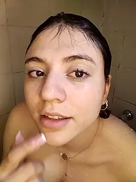 Angelie_Rosebrm webcam