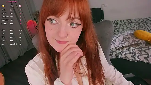 Alice_CutePerv webcam