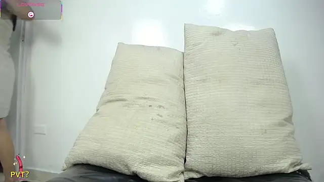 shantala_krisha webcam