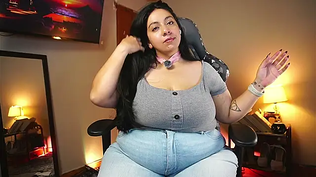 coraline_latin webcam