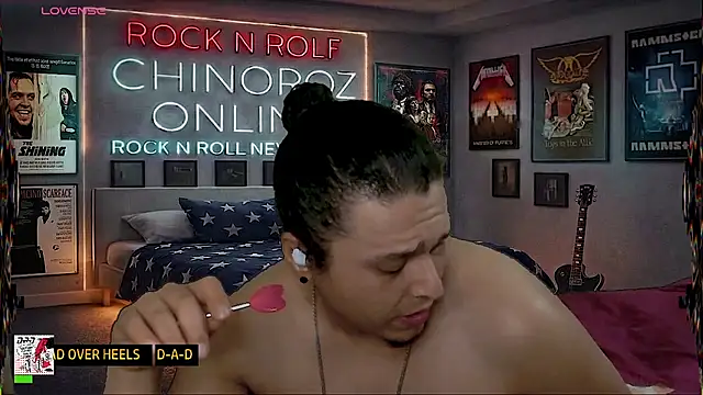 chino_roz webcam