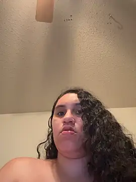 Webcam Model (carlithefreak)  is live.Free join now!