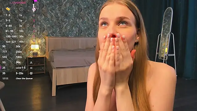 odellafrake - OdellaFrake's free webcam - UK Sex Cams