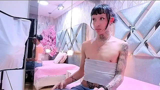 MadisonWood01 live sex cam