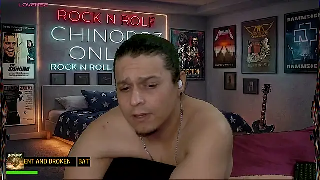 chino_roz - Chino_roz's free webcam - UK Sex Cams