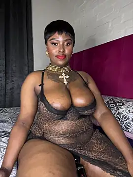QUEEN_NOBUHLE_FEMDOM_777