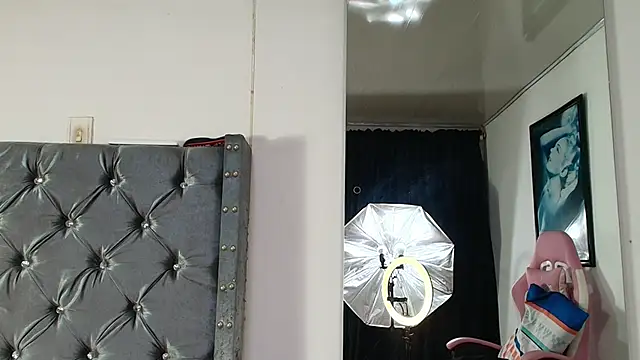 GraceWallace_ webcam