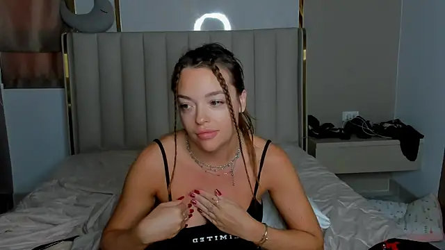 stellaa_quenn webcam