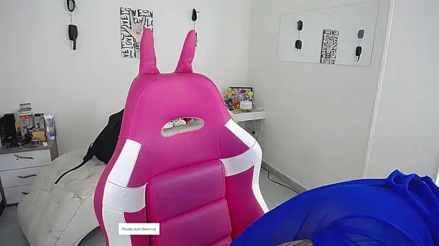 Leonard_Price webcam