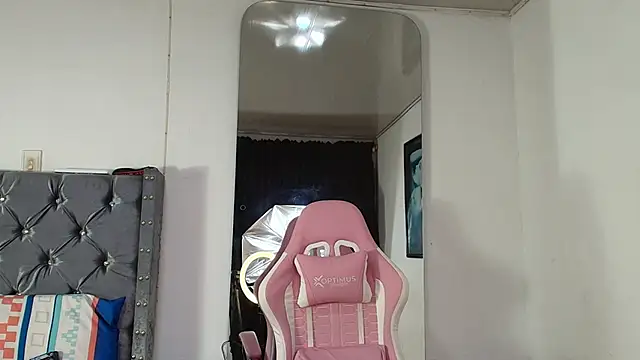 GraceWallace_ webcam