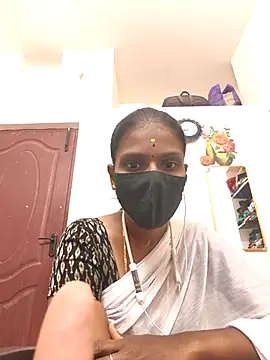 Tamil_Yalini12 webcam