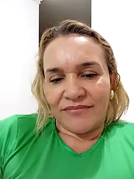 charlotte_milf30 webcam