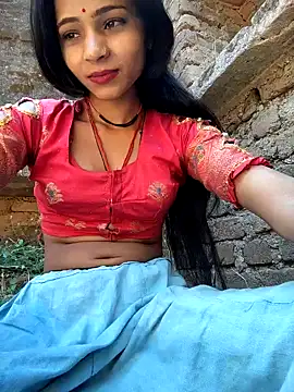 Webcam Model (R_Roshni)  is live.Free join now!