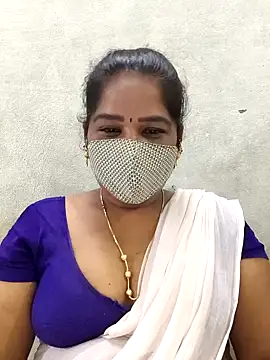 MaaliiiPonuTamil webcam