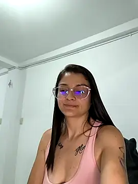 Coralinne__ webcam