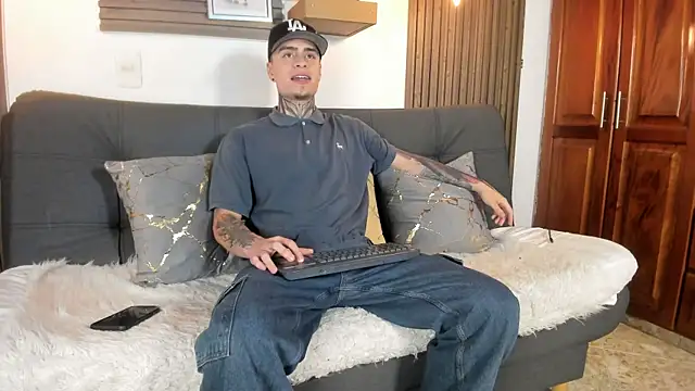 acxel_prescot webcam