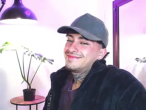 stevennavarro webcam