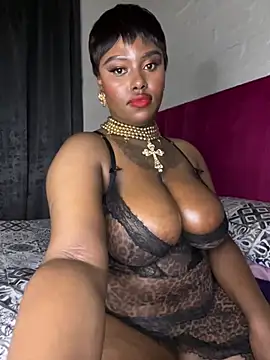 QUEEN_NOBUHLE_FEMDOM_777
