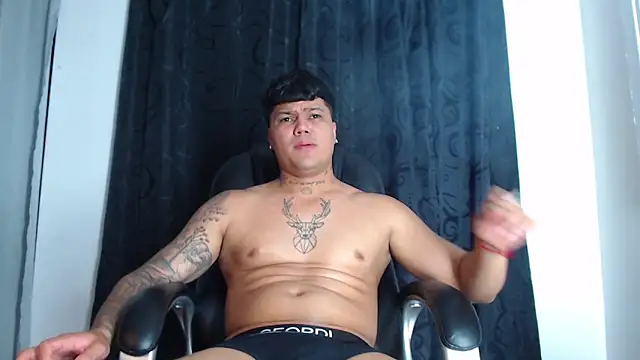 pedro_x777 - Pedro_x777's free webcam - UK Sex Cams