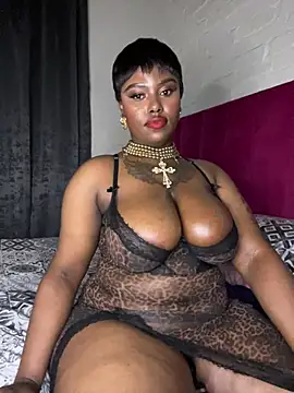 QUEEN_NOBUHLE_FEMDOM_777