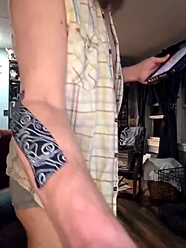 icebearsticlese - Icebearsticlese's free webcam - UK Sex Cams