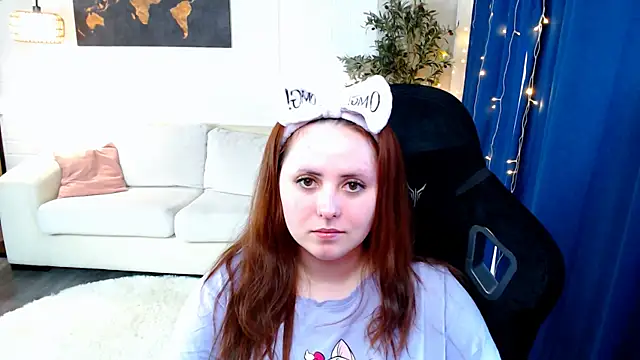 Hennessy_bunny webcam