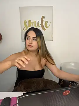 Antonella_Julieta webcam