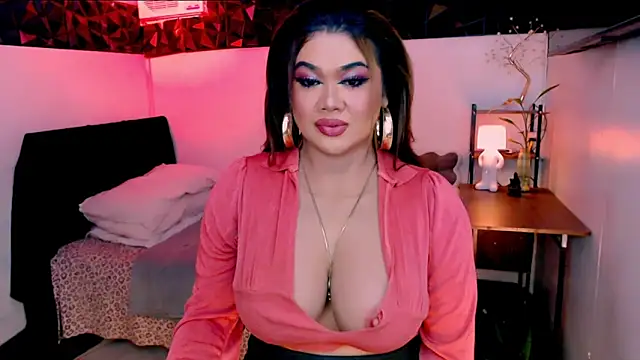 asiankatyhuge webcam