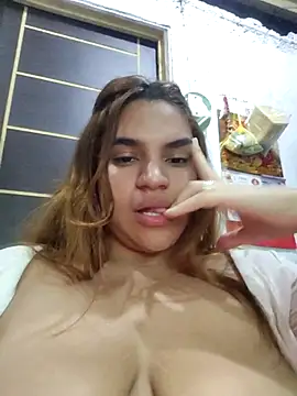 sexyfriends_ - SexyFriends_'s free webcam - UK Sex Cams