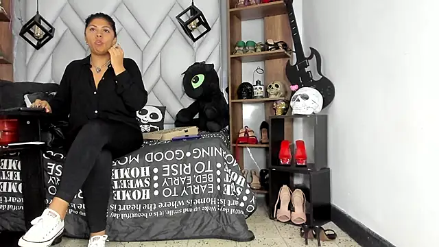 MirandaHaguen webcam