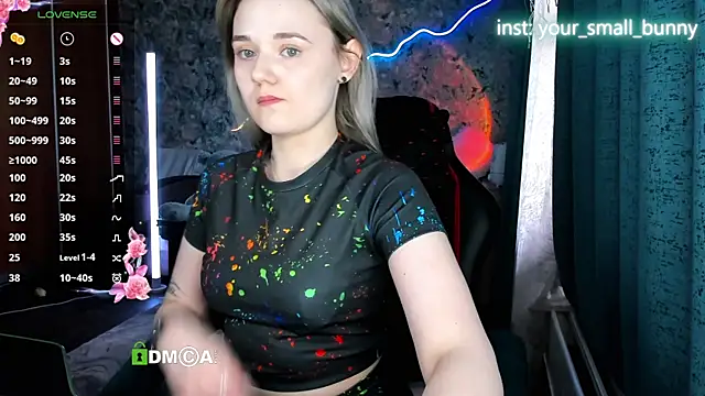 Your_small_bunny webcam