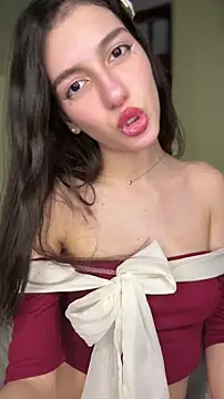 Emily-hottson webcam