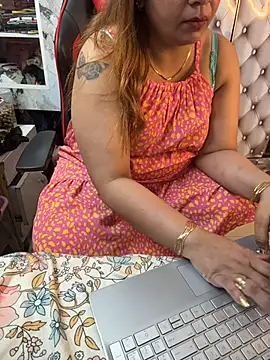 White_Truffel webcam