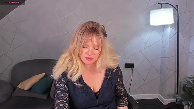 Victoria_Nelson webcam