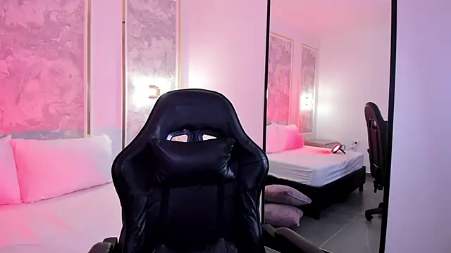 sophia_solerr webcam