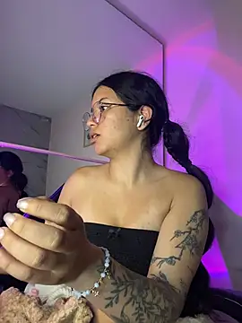 Rosita_forever_ webcam