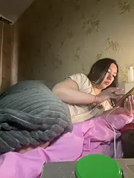 Naughtbaby_2025 webcam