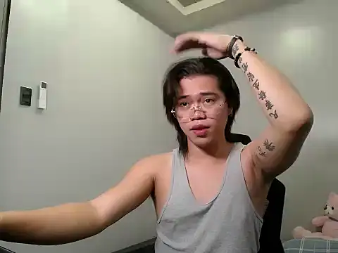 Urfemboy_Jmdexy webcam