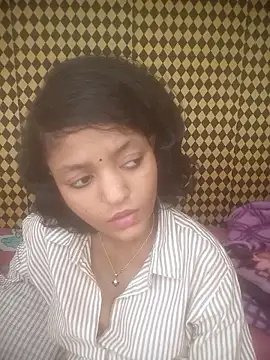 Freakingromance webcam