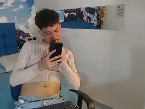 Ailanys_Miller webcam