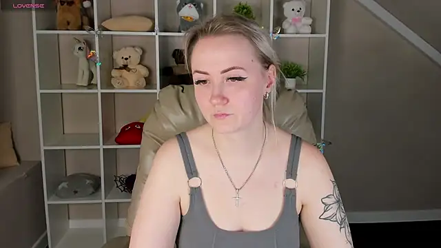 Jooyce_Howward webcam