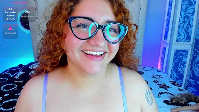 mishell_lovely webcam