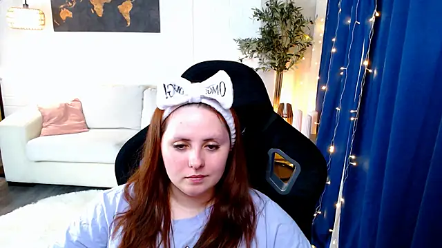 Hennessy_bunny webcam