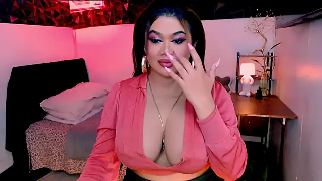 asiankatyhuge webcam