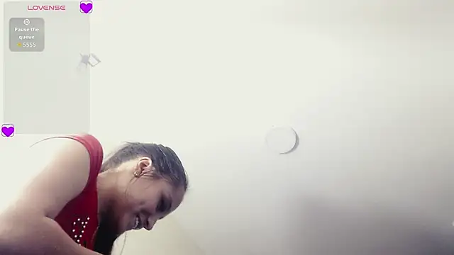 Agatha_Dubois4_ webcam