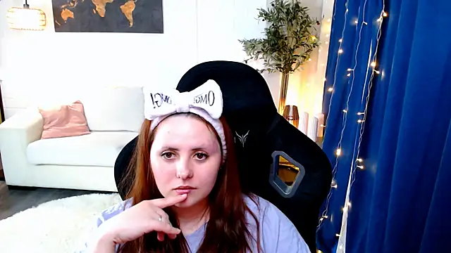 Hennessy_bunny webcam