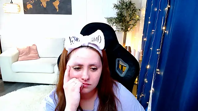 Hennessy_bunny webcam