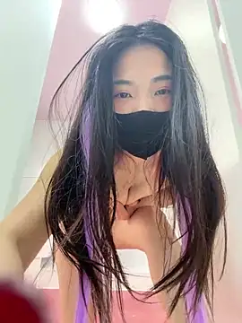 美女AiBanana在线直播