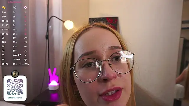 BeckiHoffer live sex cam